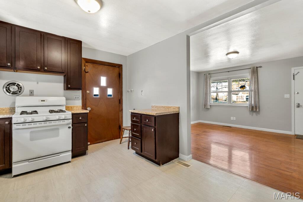 2287 Tenbrook Road Arnold, MO 63010 - Photo 4 of 41