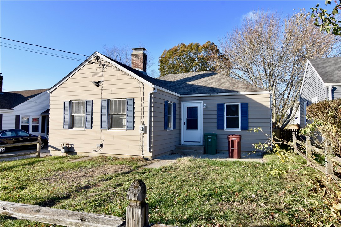 960 Diamond Hill Road Woonsocket, RI 02895 - Photo 2 of 17