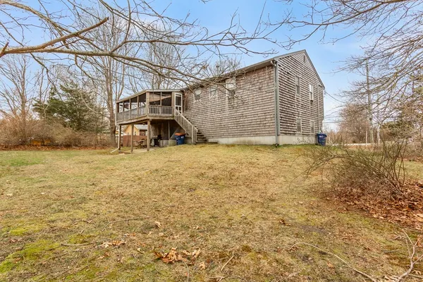 $489,000 | 280 Huttleston Avenue, Fairhaven, MA 02719