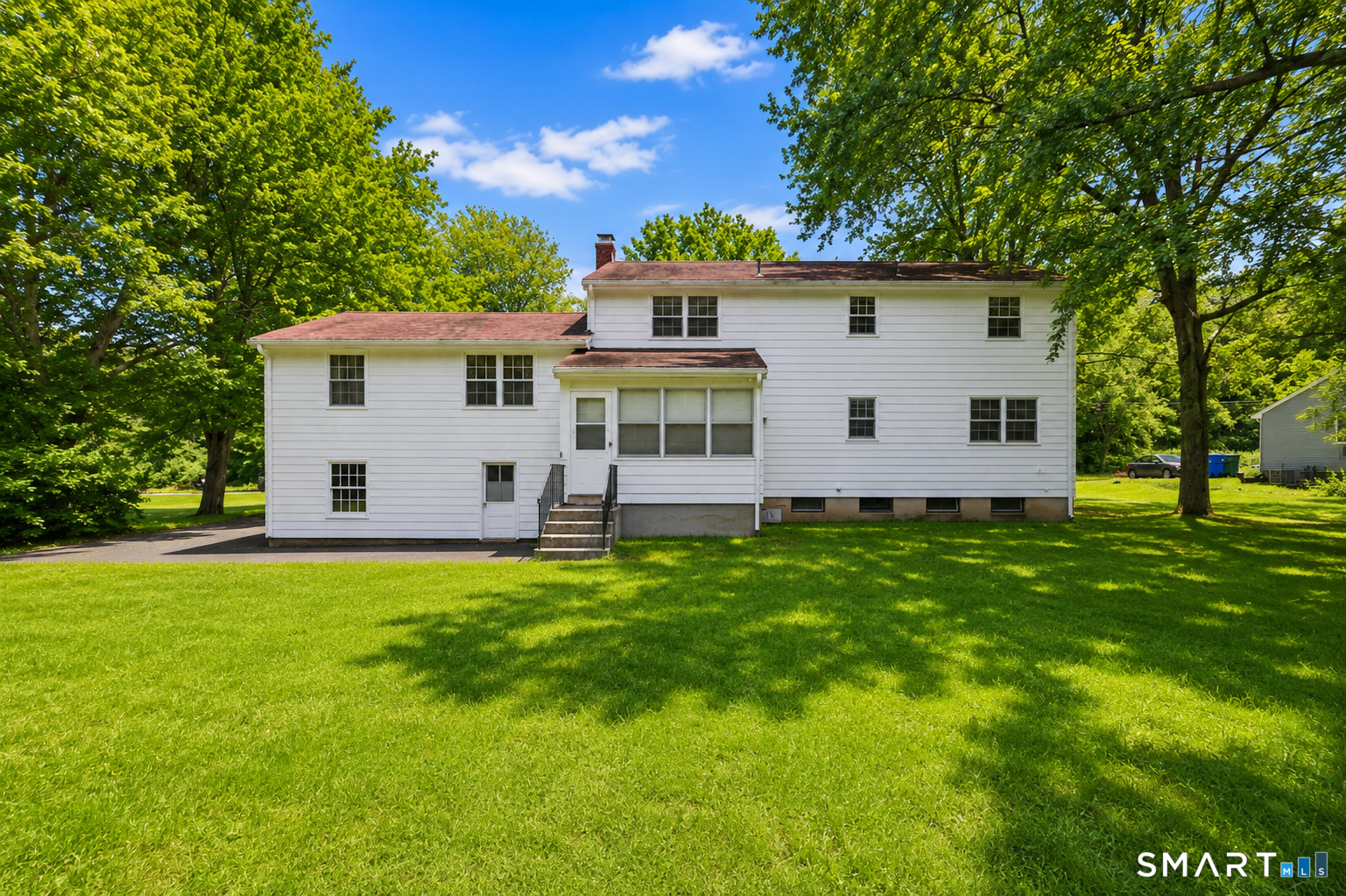 39 Maple Avenue Bloomfield, CT 06002 - Photo 3 of 9