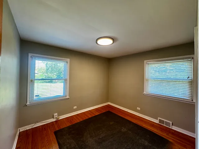 $1,750,000 | 305 South Lambert Road, Glen Ellyn, IL 60137