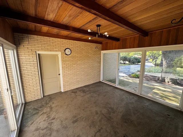 $1,750,000 | 305 South Lambert Road, Glen Ellyn, IL 60137