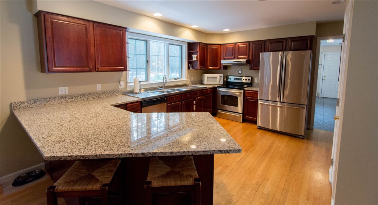 23 Simeon Wilson Road Amherst, NH 03031 - Photo 4 of 40