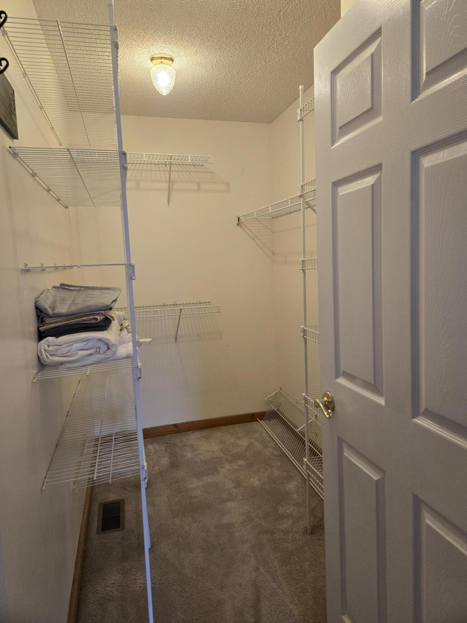 8441 Toestring Valley Road Spring City, TN 37381 - Photo 15 of 39 a bathroom with a shower