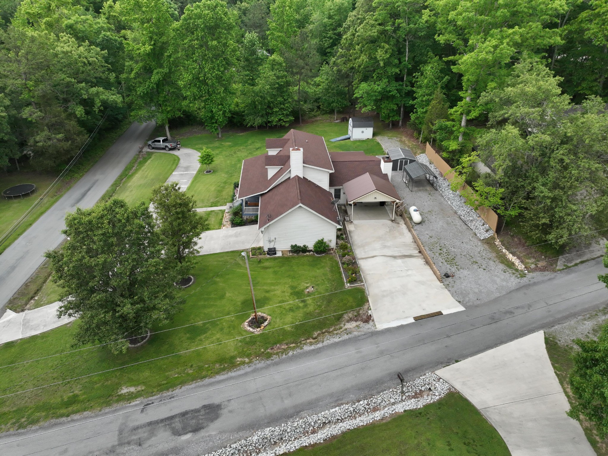 8441 Toestring Valley Road Spring City, TN 37381 - Photo 3 of 47