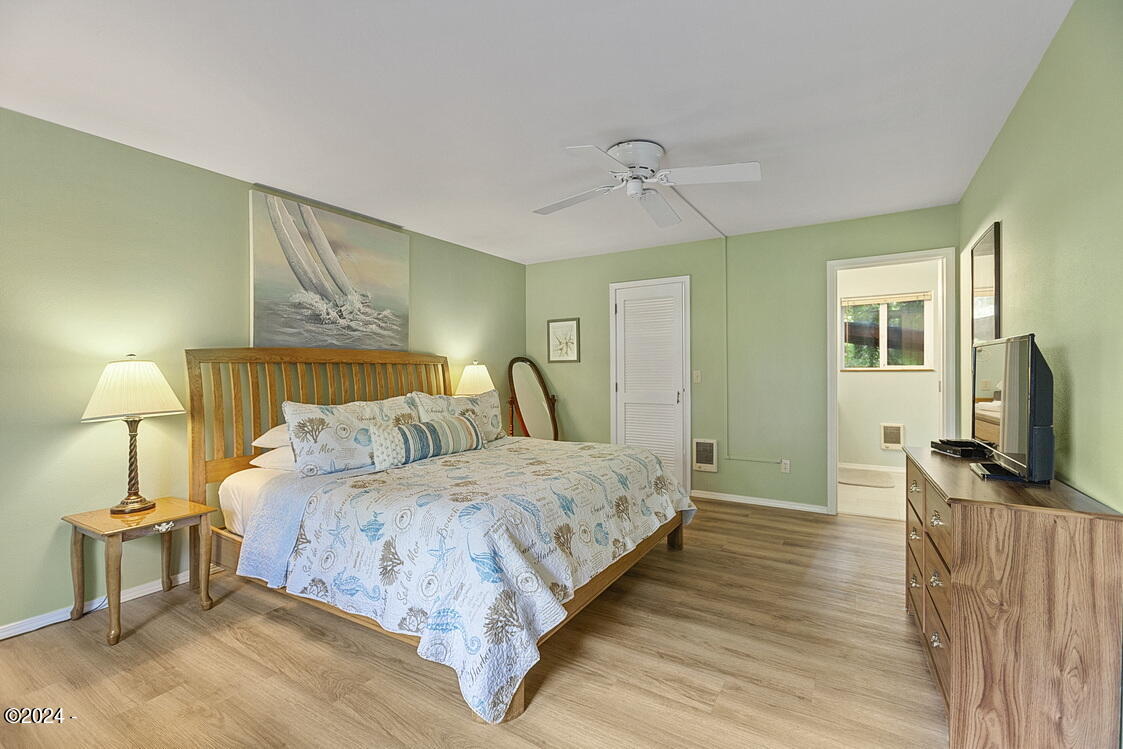 154 Shell Street Yachats, OR 97498 - Photo 6 of 57 Bedroom #1