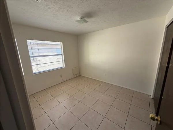 $1,200 | 10408 North Mitchell Avenue, Unit B, Tampa, FL 33612