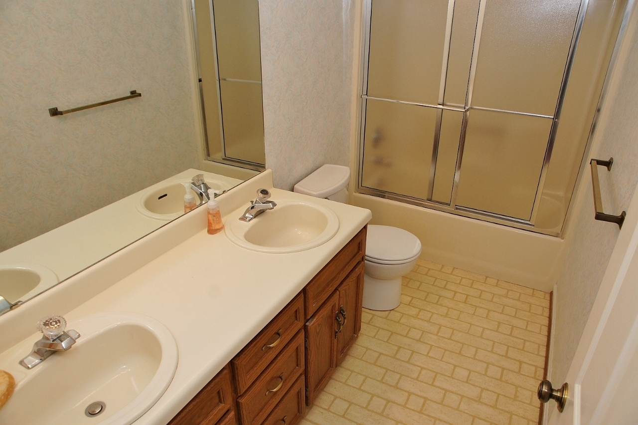 5213 Britaney Road Roanoke, VA 24012 - Photo 14 of 22 DSC00716