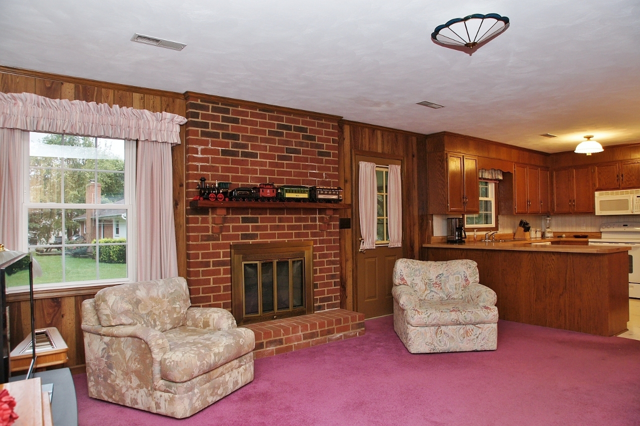 5213 Britaney Road Roanoke, VA 24012 - Photo 9 of 22 DSC00699