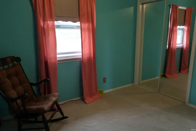 $269,900 | 12176 East 350th Street North, Loogootee, IN 47553