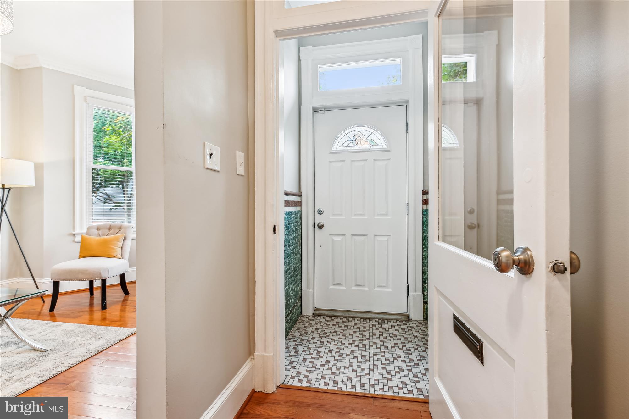 609 Elliott Street Northeast Washington, DC 20002 - Photo 3 of 51 Gallery Image 3
