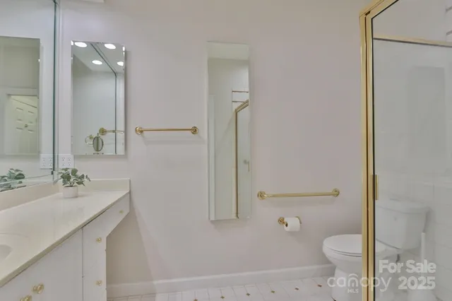 $279,900 | 2425 Country Club Road, Yadkinville, NC 27055