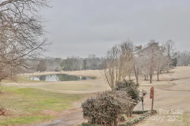 $279,900 | 2425 Country Club Road, Yadkinville, NC 27055