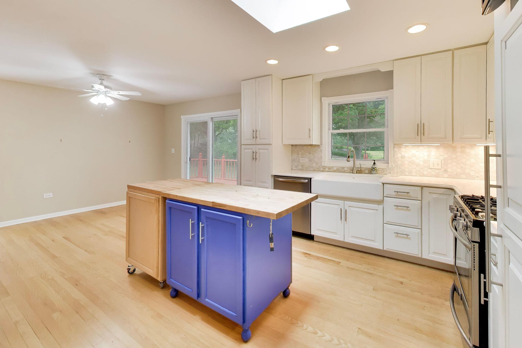 33432 120th Street Randall, WI 53181 - Photo 12 of 42 Kitchen