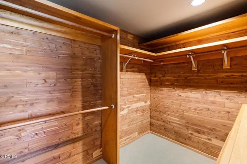 a view of walk in closet