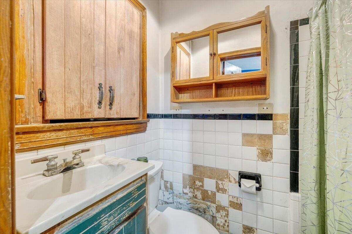 1028 Tremont Road Salem, VA 24153 - Photo 24 of 33 26-MIB04494