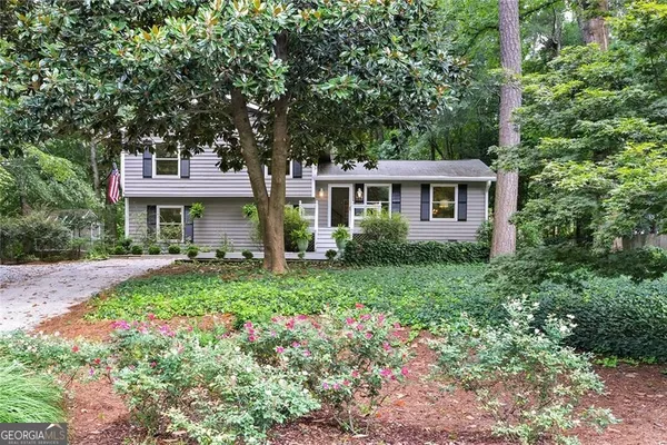 $3,200 | 130 Cains Cove Drive, Alpharetta, GA 30009