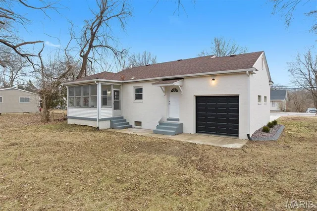 $249,900 | 1304 Eberhart Avenue, Edwardsville, IL 62025