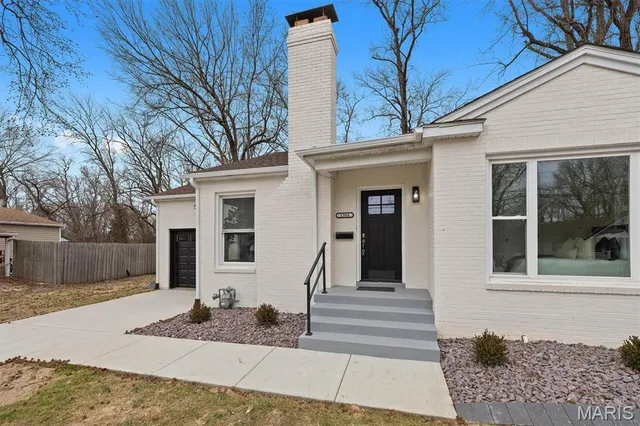 $249,900 | 1304 Eberhart Avenue, Edwardsville, IL 62025