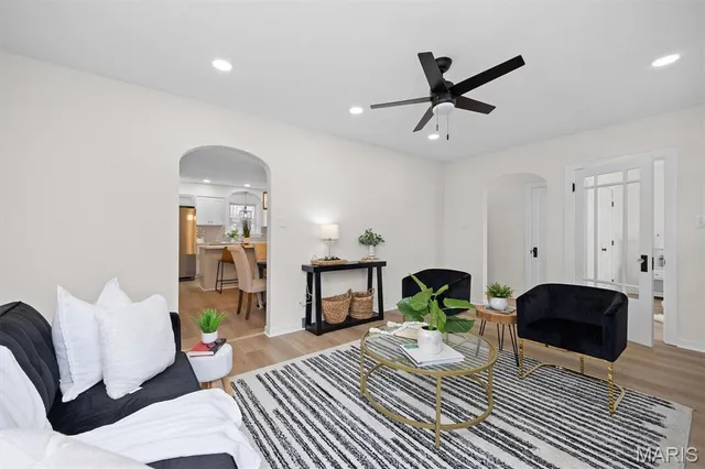 $249,900 | 1304 Eberhart Avenue, Edwardsville, IL 62025