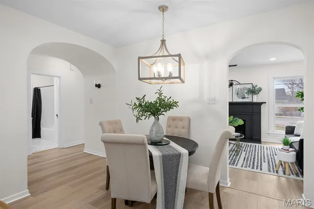 $249,900 | 1304 Eberhart Avenue, Edwardsville, IL 62025