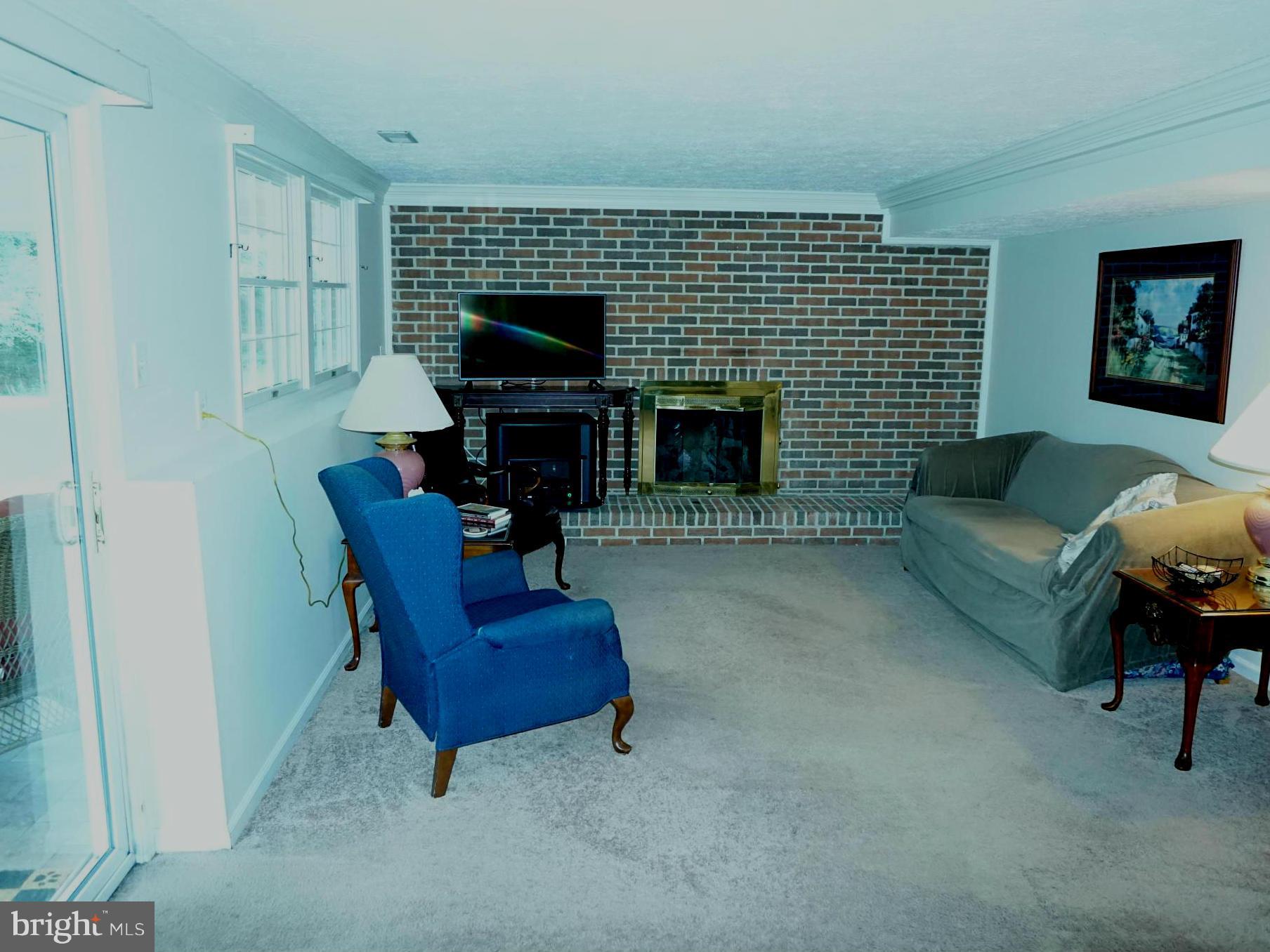 338 Brunswick Place Riva, MD 21140 - Photo 5 of 29 Family Room