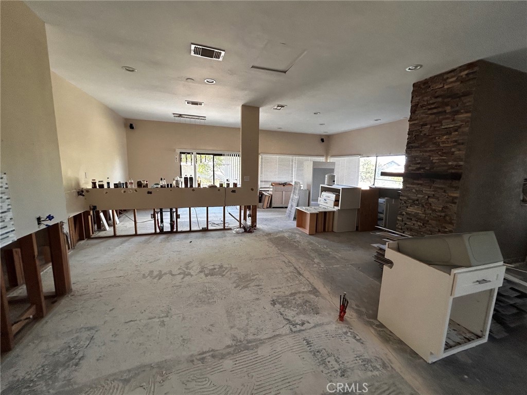 14981 Pamlico Road Apple Valley, CA 92307 - Photo 6 of 12