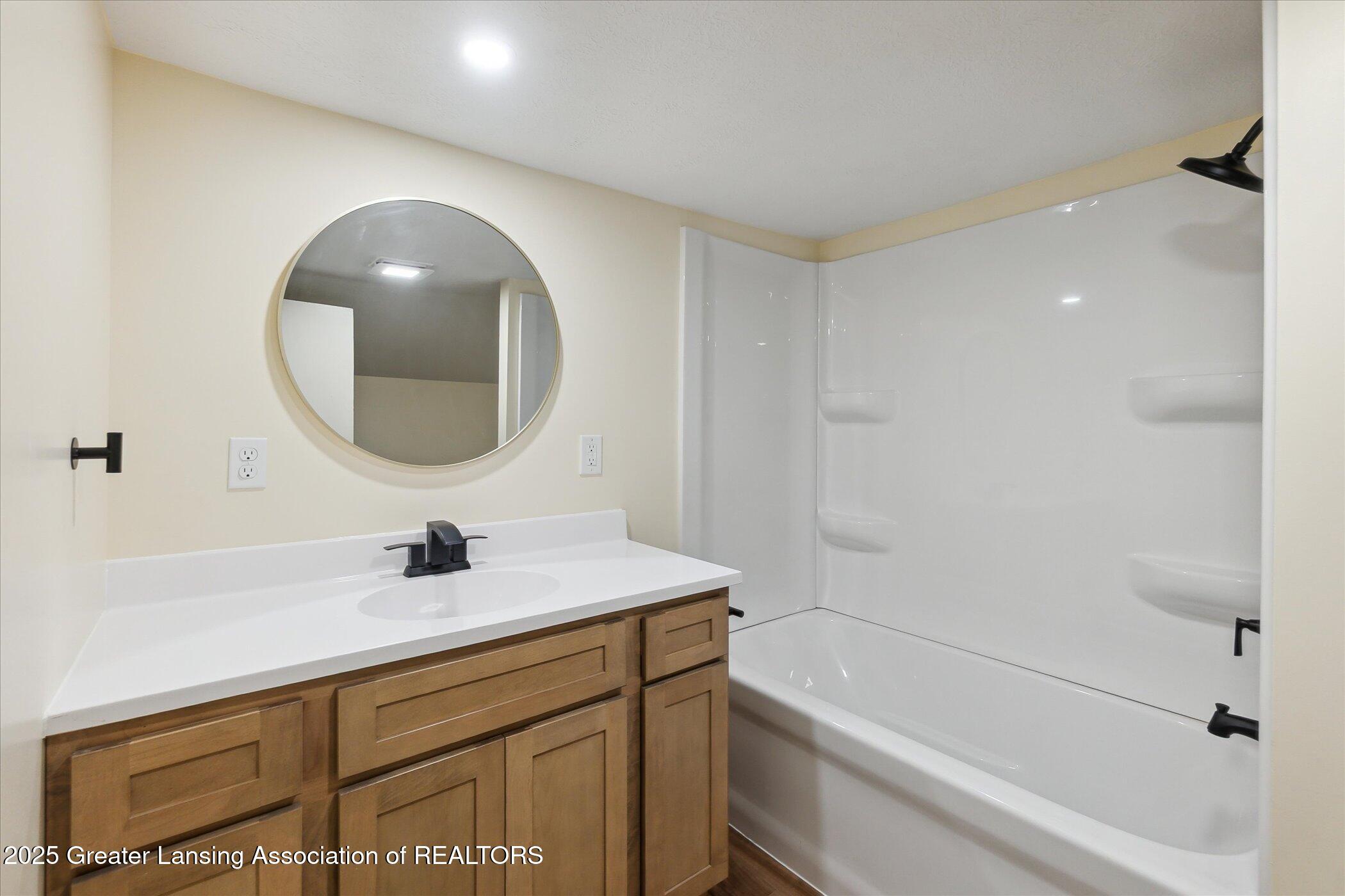 127 West Main Street Maple Rapids, MI 48853 - Photo 25 of 43 23-127-W-Main-St-Maple-Rapids-MI-48853-W