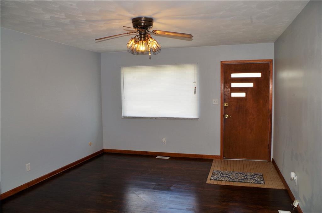 5107 Gambel Road Indianapolis, IN 46221 - Photo 6 of 25 Gallery Image 6