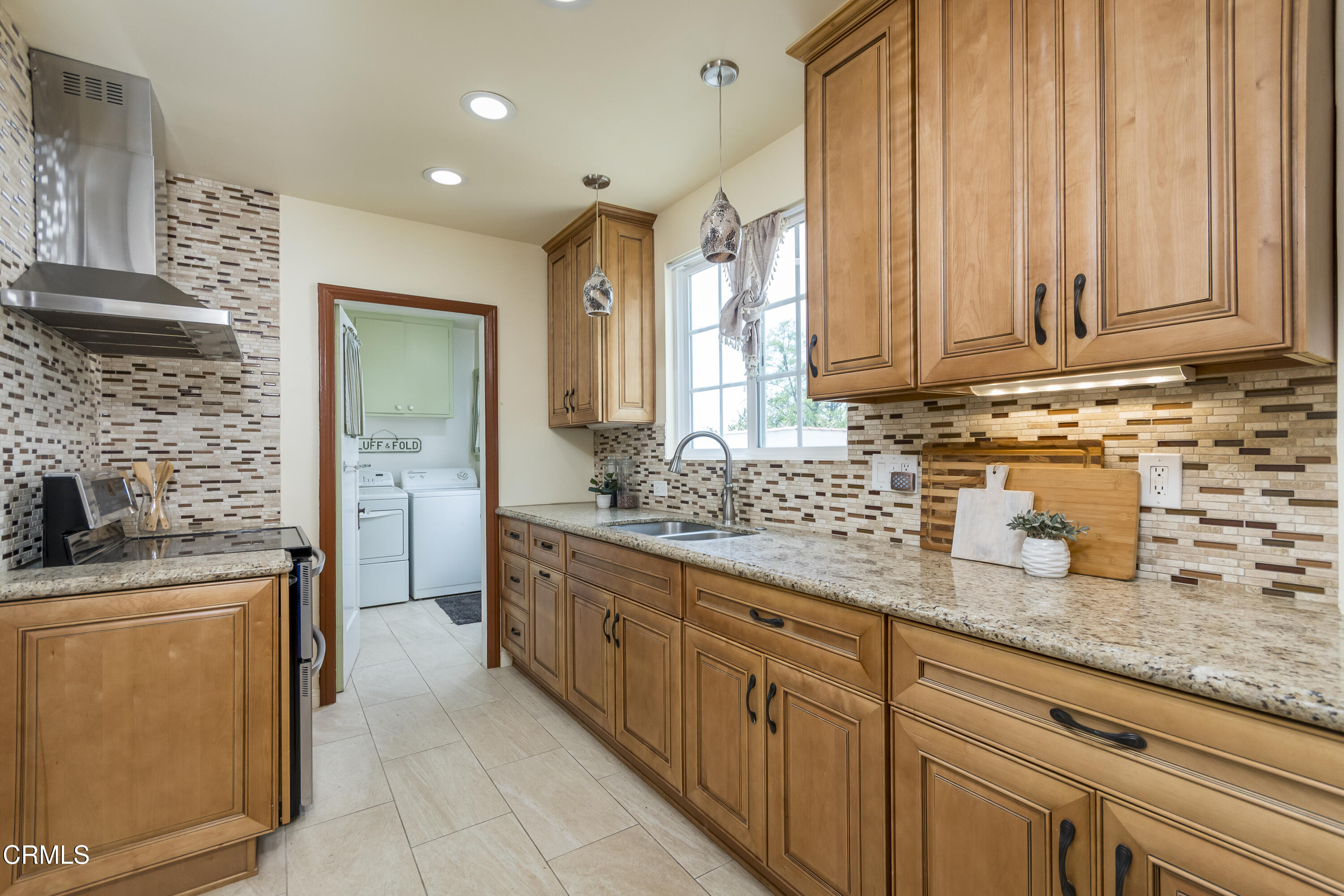 3059 Glenrose Avenue Altadena, CA 91001 - Photo 8 of 26 GYP_3059 Glenrose Ave_017