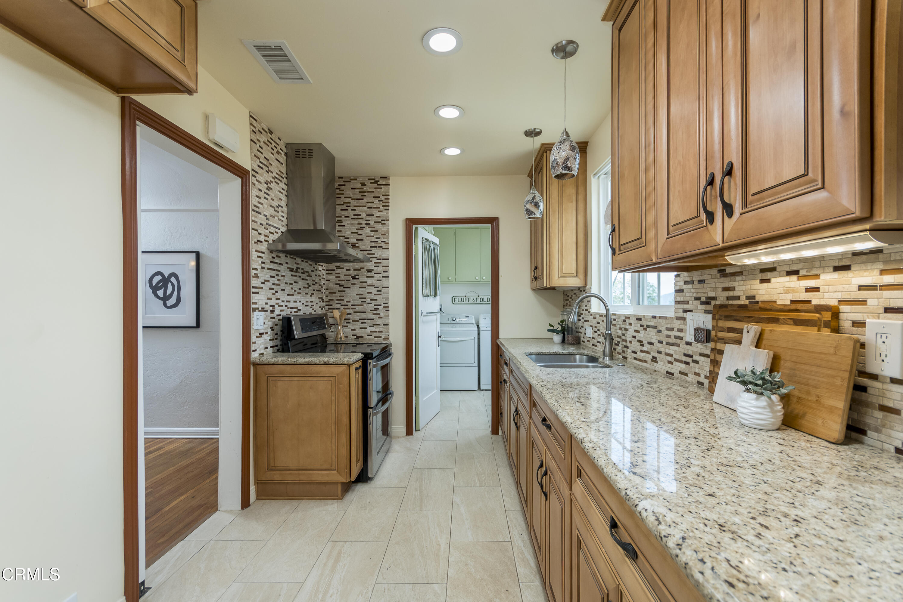 3059 Glenrose Avenue Altadena, CA 91001 - Photo 9 of 26 GYP_3059 Glenrose Ave_018