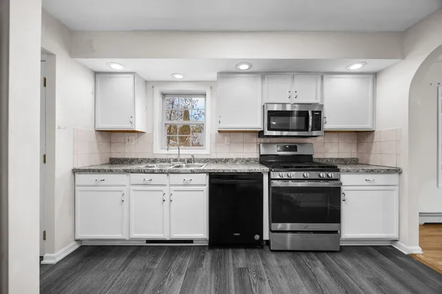 $349,000 | 202 Pearl Street, Bangor, ME 04401