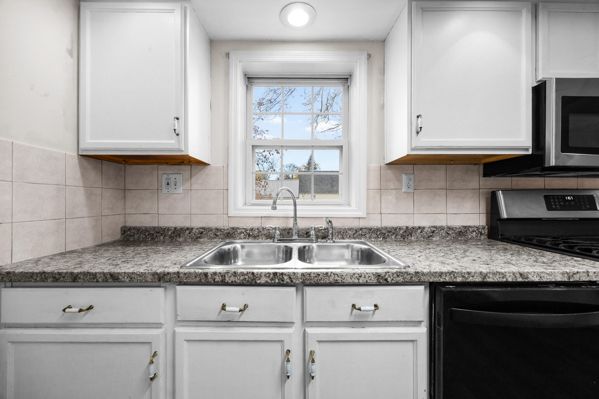 202 Pearl Street Bangor, ME 04401 - Photo 20 of 54 bangor-19