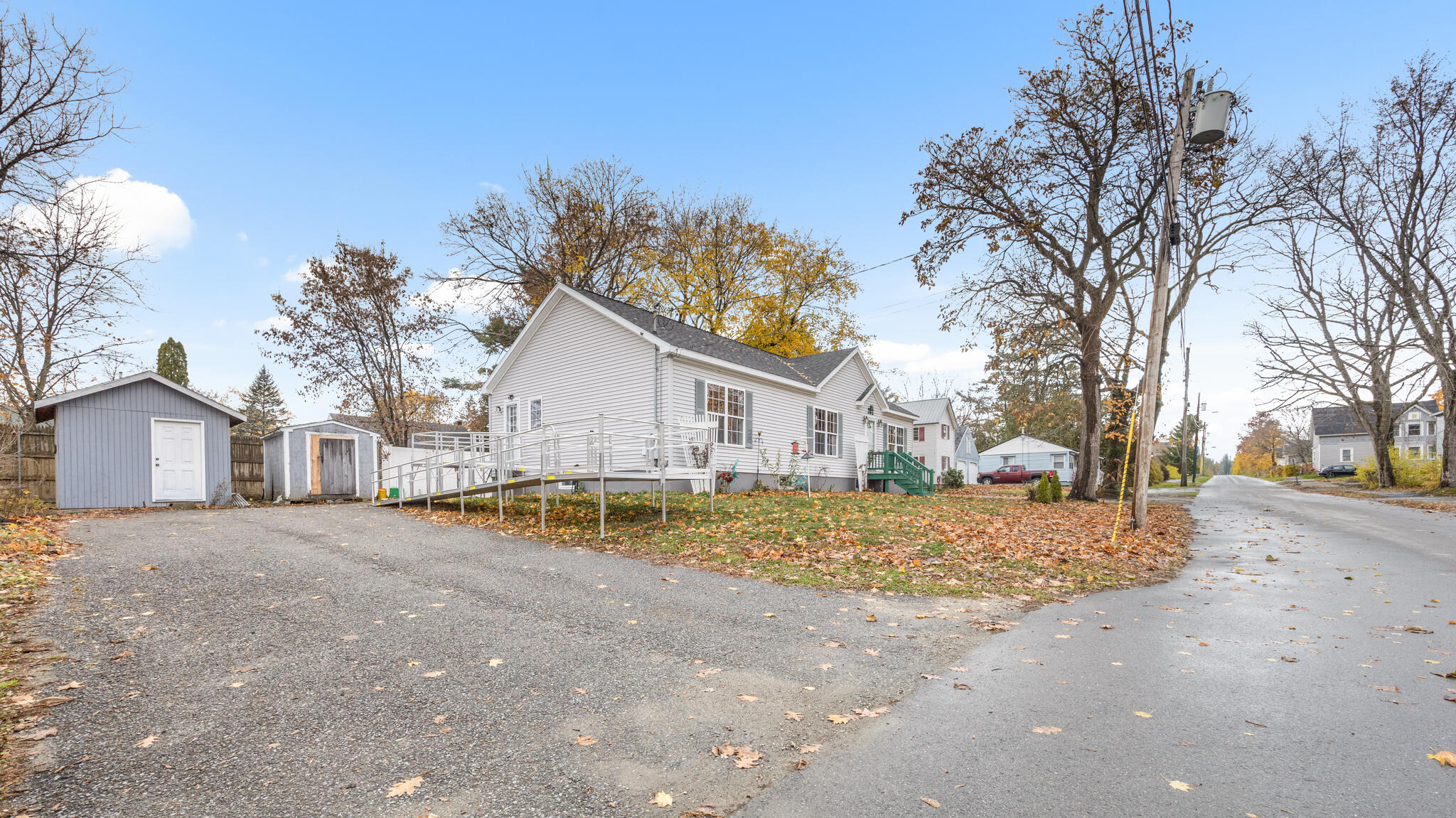 202 Pearl Street Bangor, ME 04401 - Photo 3 of 54 bangor-2