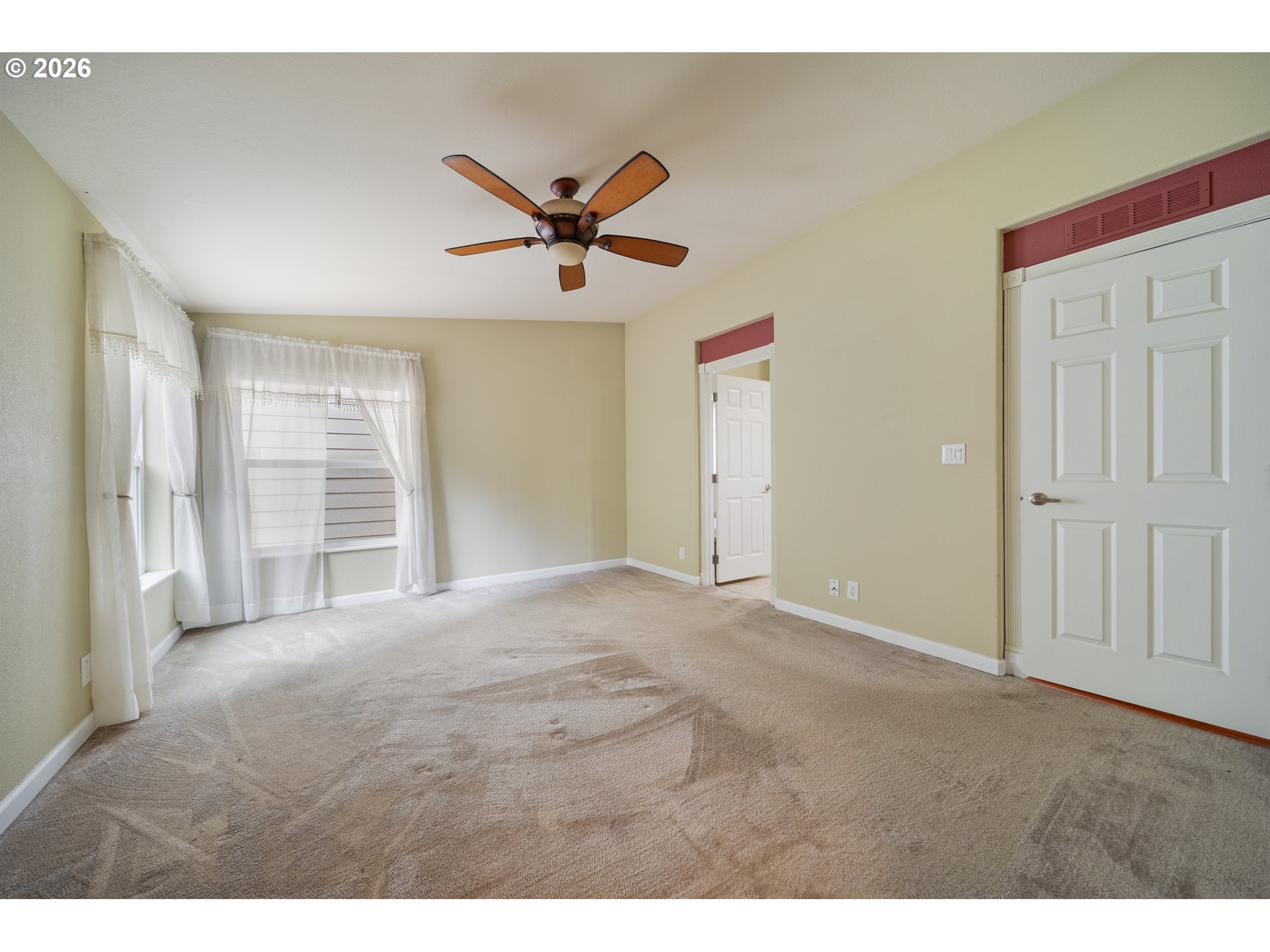 1710 Kristi Loop Lakeside, OR 97449 - Photo 20 of 48 Primary Bedroom