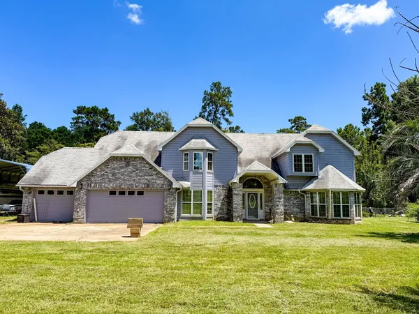 $400,000 | 9403 Twin Lakes Road, Orange, TX 77632