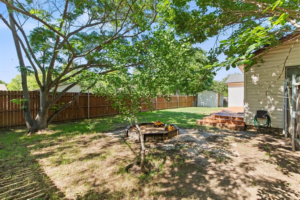 900 West Reeves Decatur, TX 76234 - Photo 25 of 32