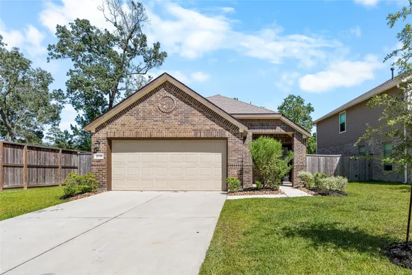 $2,000 | 2039 Barrett Gables Drive, Crosby, TX 77532