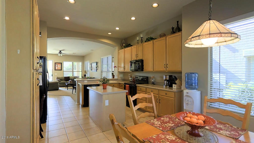 4379 East Briles Road Phoenix, AZ 85050 - Photo 5 of 29 briles17