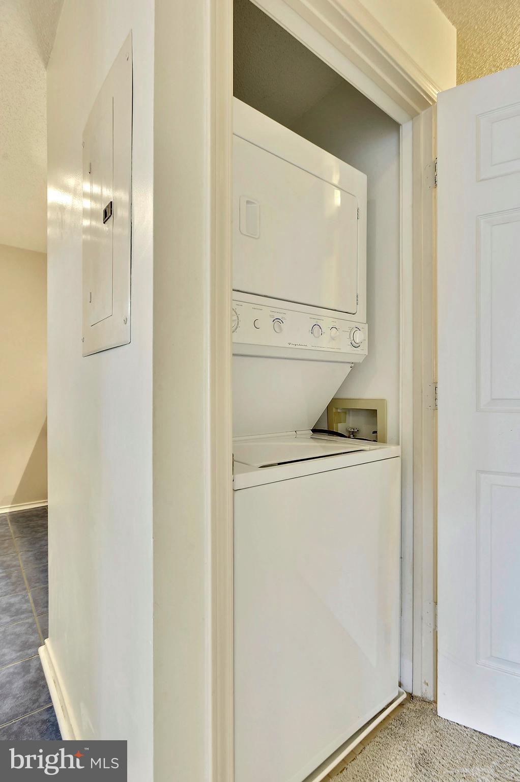 20958 Timber Ridge Terrace, Unit 303 Ashburn, VA 20147 - Photo 17 of 23 Interior (General)