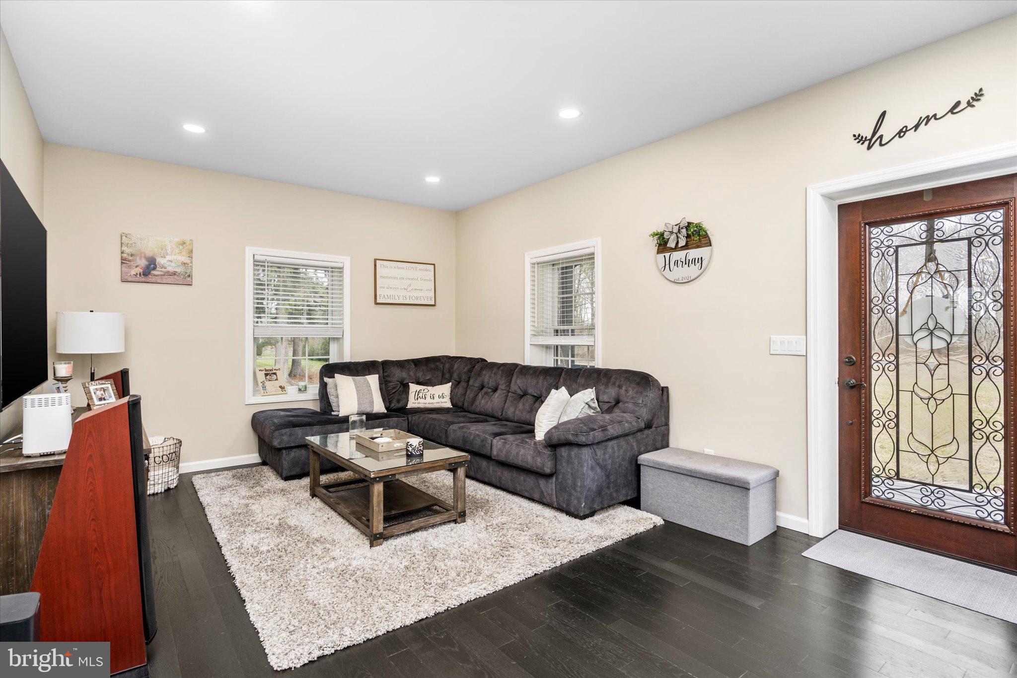 645 Scotch Road Pennington, NJ 08534 - Photo 6 of 38