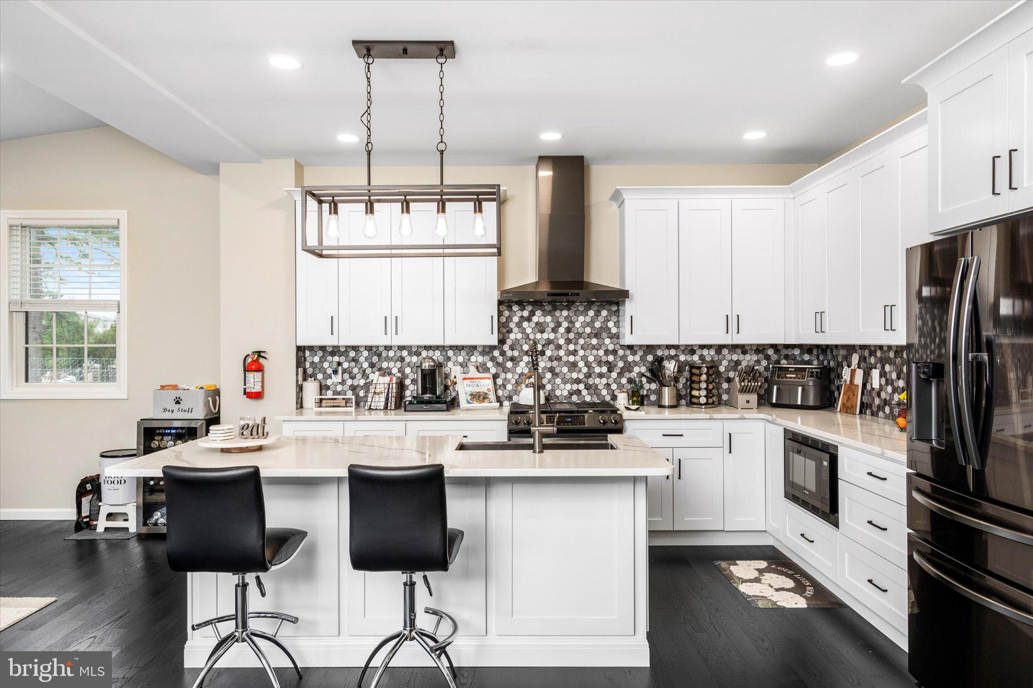 645 Scotch Road Pennington, NJ 08534 - Photo 9 of 38