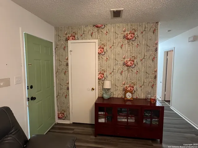 $159,000 | 1404 Glendale Drive, Beeville, TX 78102