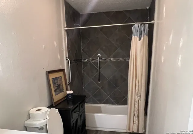 $159,000 | 1404 Glendale Drive, Beeville, TX 78102