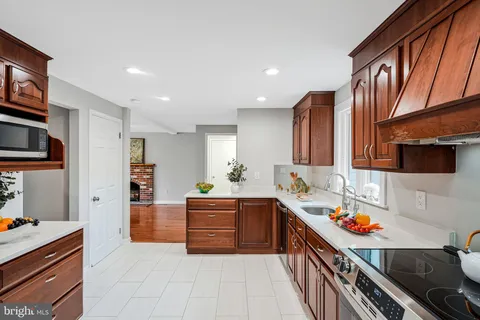 $829,900 | 2626 Armada Street, Herndon, VA 20171