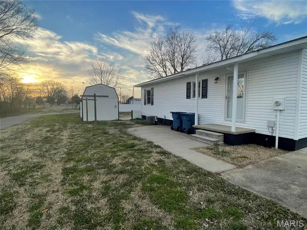 $120,000 | 908 Millar Street, East Prairie, MO 63845