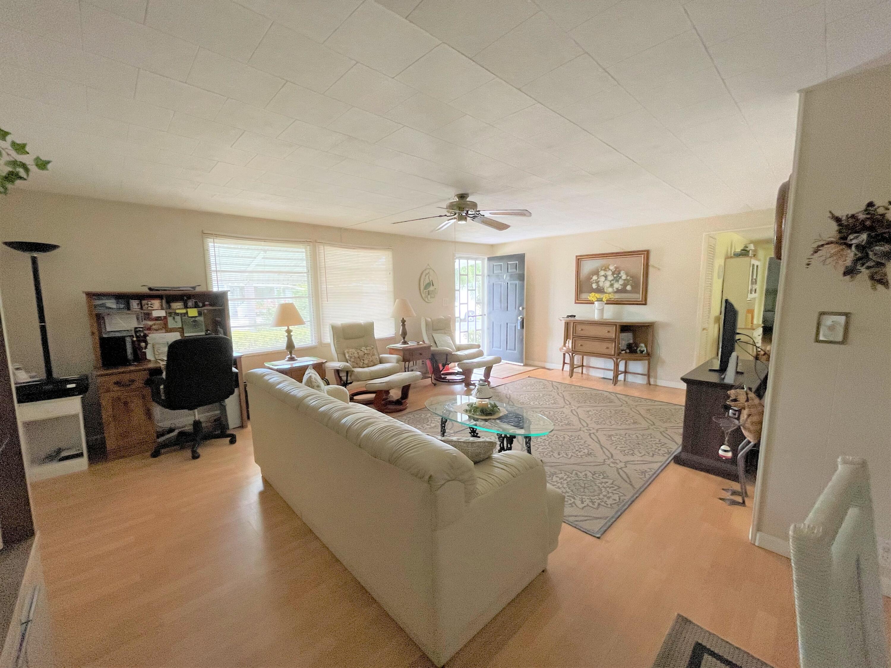 8251 South Street Boca Raton, FL 33433 - Photo 9 of 32 IMG_3039