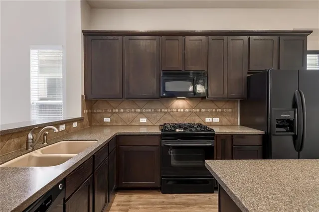 $4,000 | 1925 Littlefield Street, Austin, TX 78723