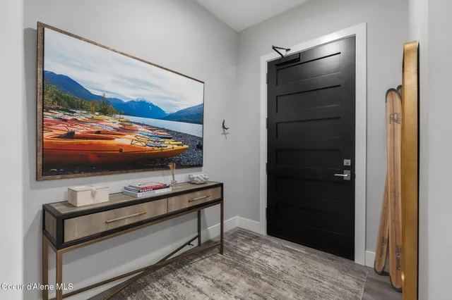 $2,147,000 | 802 Sandpoint Avenue, Unit 8104, Sandpoint, ID 83864