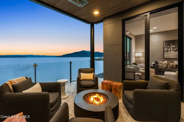 $2,147,000 | 802 Sandpoint Avenue, Unit 8104, Sandpoint, ID 83864